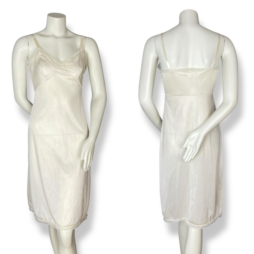 Vintage Full Slip Off-White Lace Trim Adjustable Straps‎ Dress Retro Lingerie